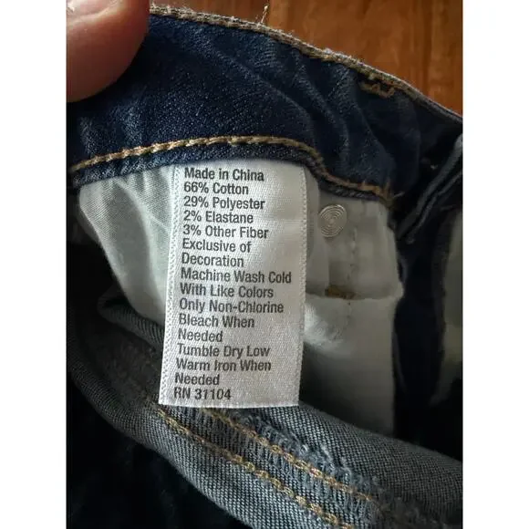 Crown & Ivy Women's Cropped Embroidered Hem Tassel Jeans Size 8 - Picture 6 of 6